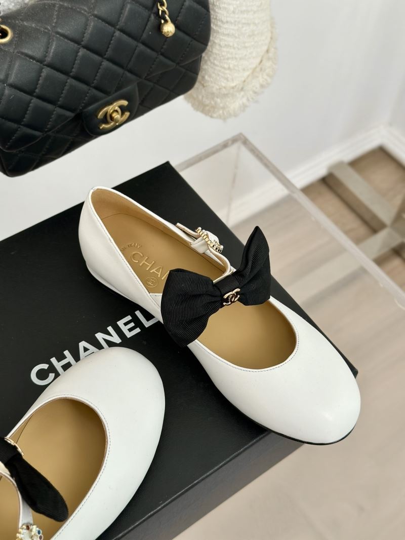 Chanel Low Shoes